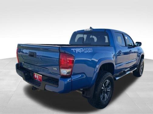 2017 Toyota Tacoma TRD Sport