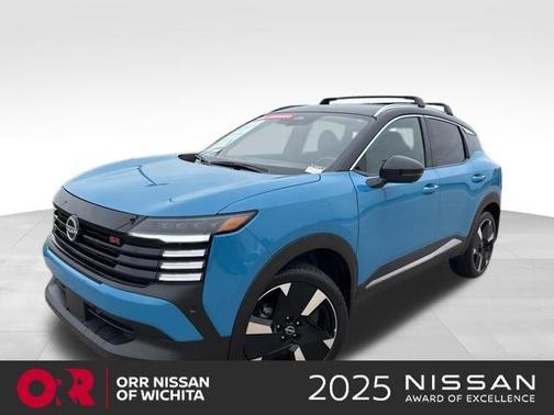 2t Ice Blk Roof 2025 Nissan Kicks SR