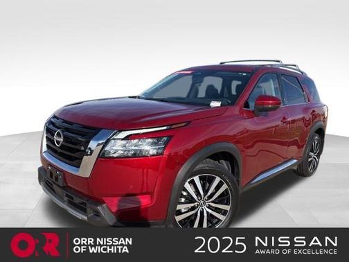2023 Nissan Pathfinder Platinum