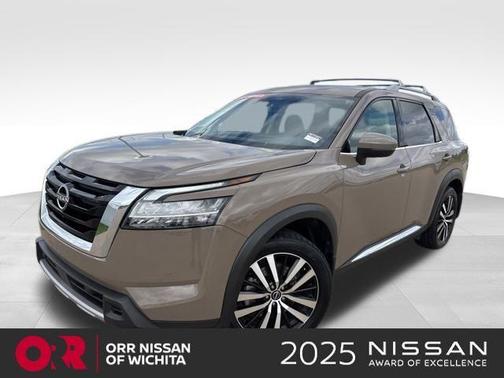 Baja Storm 2024 Nissan Pathfinder Platinum