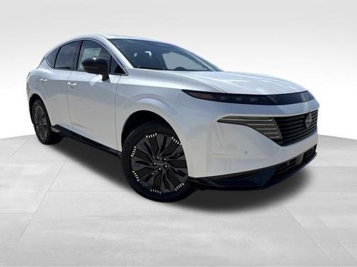 Everest White P 2026 Nissan Murano Platinum