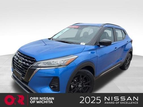 2023 Nissan Kicks SR