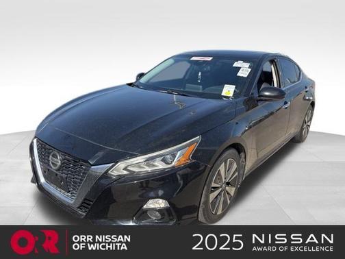 2020 Nissan Altima 2.5 SV