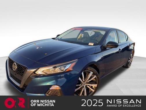 2022 Nissan Altima 2.5 SR