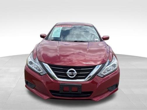 Cayenne Red 2016 Nissan Altima 2.5 S