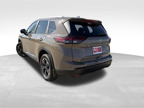 Baja Storm 2024 Nissan Rogue SV