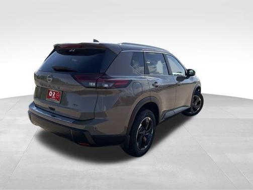 Baja Storm 2024 Nissan Rogue SV