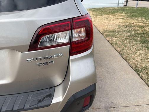 2019 Subaru Outback 3.6R Limited