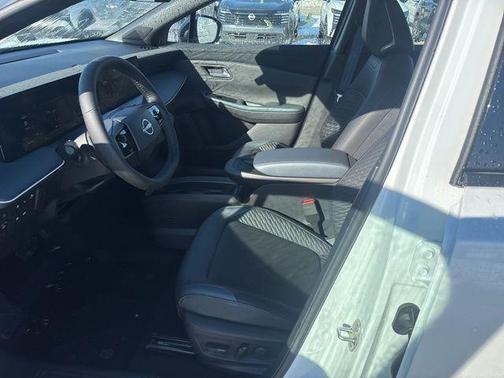 2026 Nissan Leaf PLATINUM+