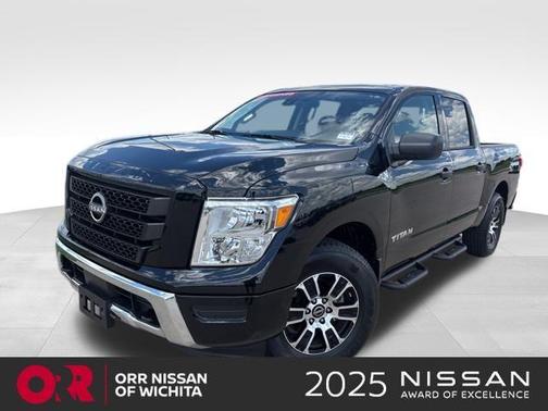2024 Nissan Titan SV