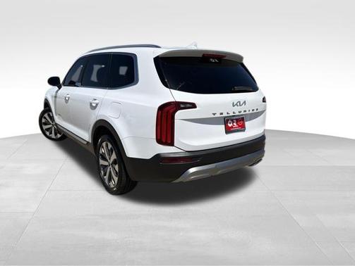 Glacial White Pearl 2022 Kia Telluride EX