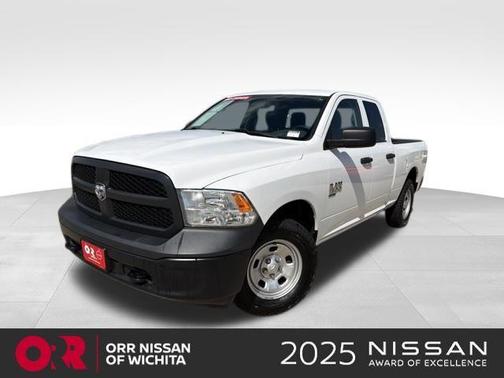 Bright White Clearcoat 2019 RAM 1500 Classic Tradesman