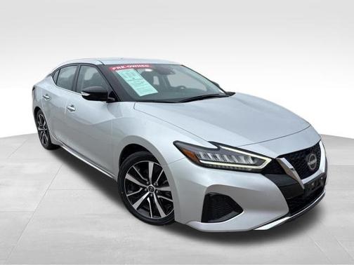2023 Nissan Maxima SV