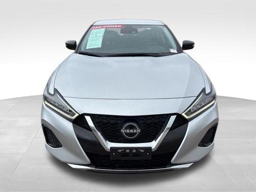 2023 Nissan Maxima SV