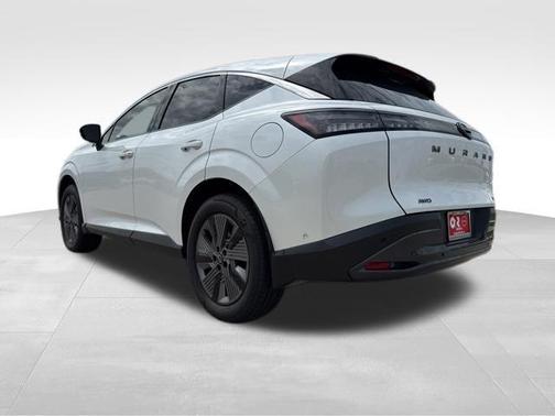 Everest White P 2025 Nissan Murano SL