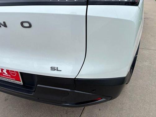 Everest White P 2025 Nissan Murano SL