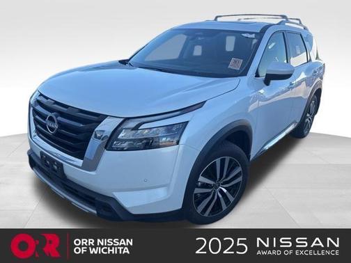 Pearl 2025 Nissan Pathfinder Platinum