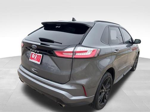 2021 Ford Edge ST Line
