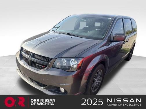 Granite Crystal Clearcoat Metallic 2019 Dodge Grand Caravan SE