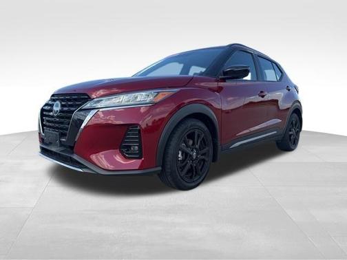 Scarlet Ember 2023 Nissan Kicks SR