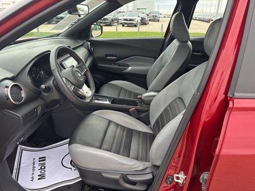 2021 Nissan Kicks SR
