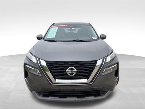 Gun Metallic 2021 Nissan Rogue SV