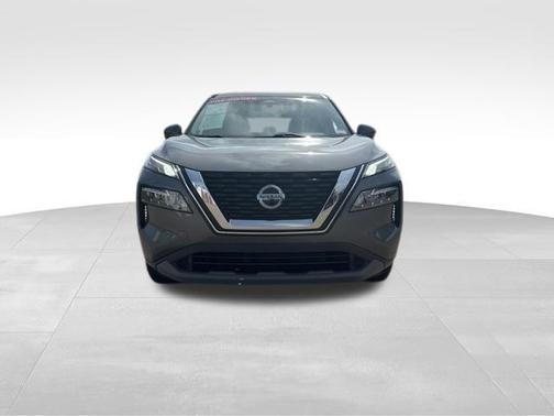Gun Metallic 2021 Nissan Rogue SV