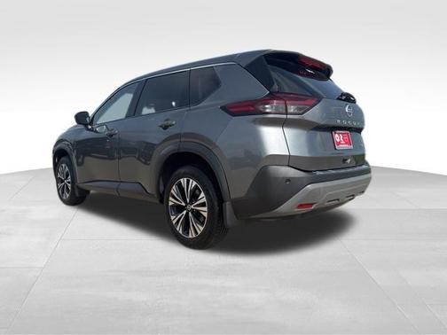 Gun Metallic 2021 Nissan Rogue SV