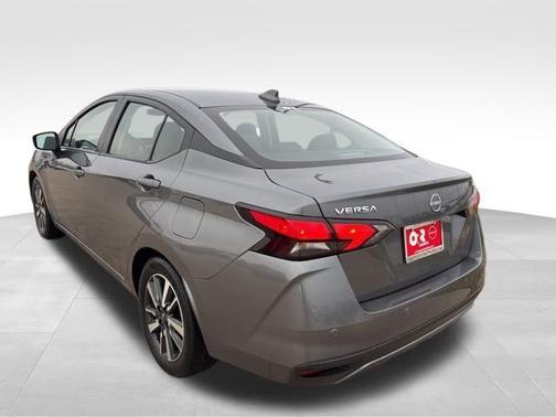 2024 Nissan Versa 1.6 SV