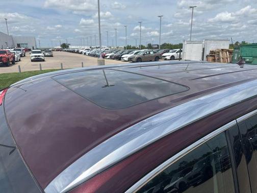 Ooh La La Rouge Mica 2019 Toyota Highlander XLE
