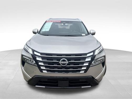 Champagne Silver 2025 Nissan Rogue Platinum