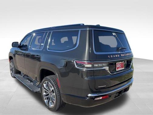 2023 Jeep Grand Wagoneer Series III