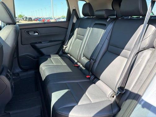 Boulder Gray Pearl 2023 Nissan Rogue SL