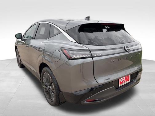 Gun Metallic 2026 Nissan Murano Platinum