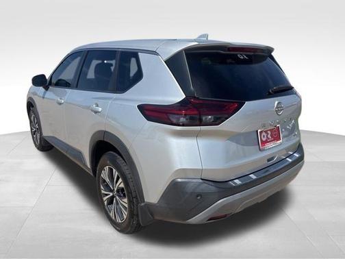 Brilliant Silver Metallic 2022 Nissan Rogue SV