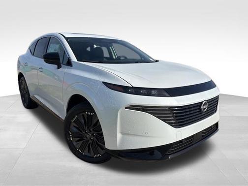 Everest White P 2026 Nissan Murano Platinum