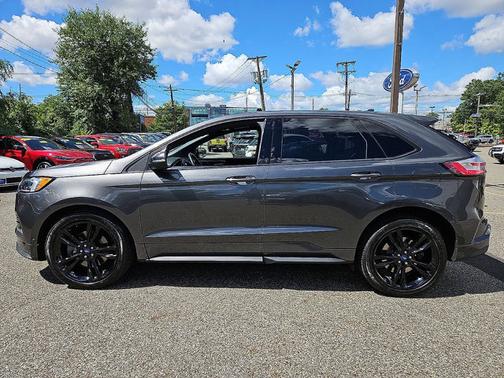 2020 Ford Edge ST