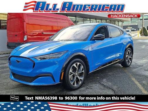 2022 Ford Mustang Mach-E PREMIUM