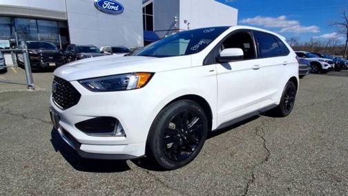 2021 Ford Edge