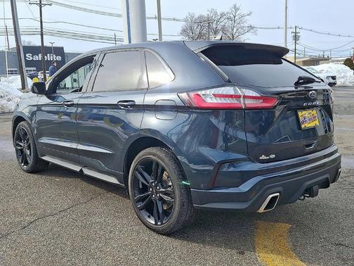 2022 Ford Edge ST