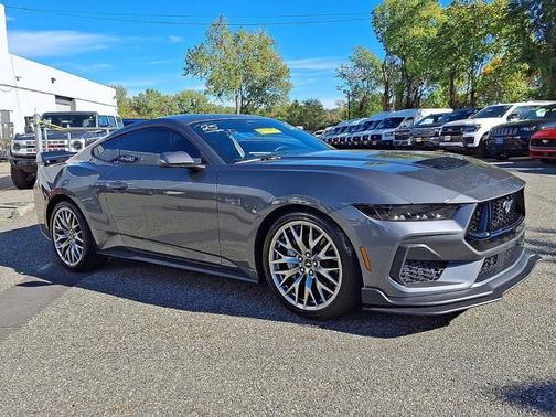 2025 Ford Mustang GT