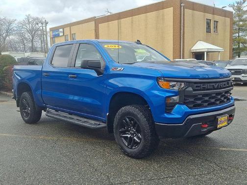 2024 Chevrolet Silverado 1500 CUSTOM TRAIL BOSS