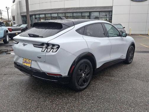 2023 Ford Mustang Mach-E CALIFORNIA ROUTE 1