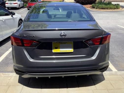 2022 Nissan Altima S FWD