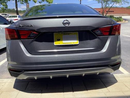 2022 Nissan Altima S FWD