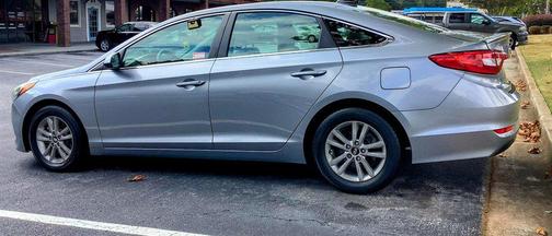 2016 Hyundai SONATA SE