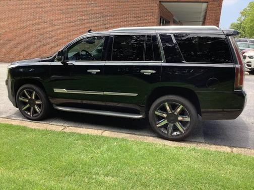 2016 Cadillac Escalade Luxury