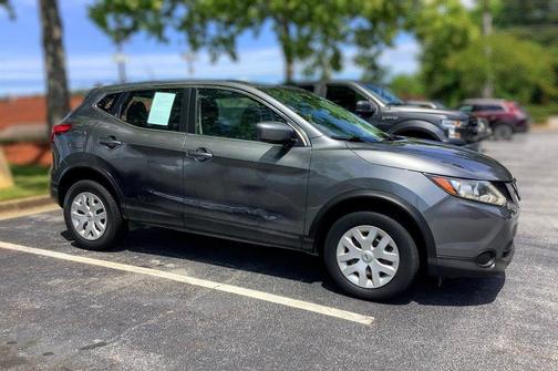 Gray 2019 Nissan Rogue Sport S