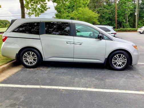 Silver / Aluminum 2013 Honda Odyssey EX