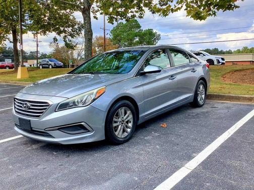 2016 Hyundai SONATA SE
